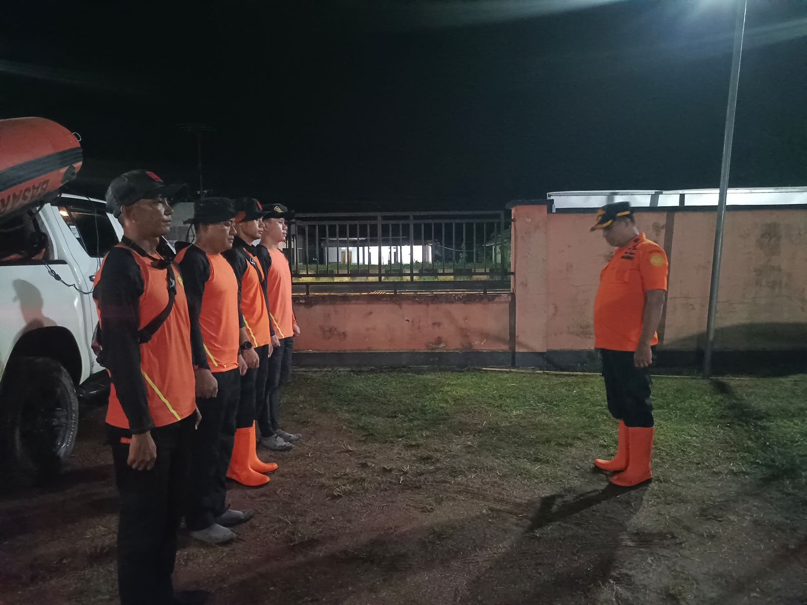 Bocah 12 Tahun Diduga Tenggelam di Sungai Lasolo Konut, Tim SAR Lakukan Pencarian Bocah 12 Tahun Diduga Tenggelam di Sungai Lasolo Konut, Tim SAR Lakukan Pencarian