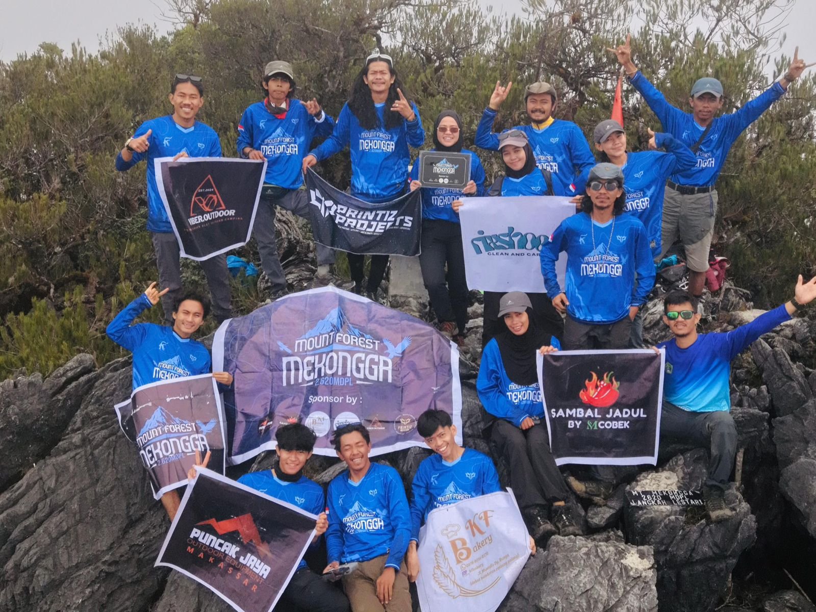 8 Hari di Gunung Mekongga Kolaka Utara: Diguyur Hujan Hampir Sepekan, Seumur Hidup Dikenang 8 Hari di Gunung Mekongga Kolaka Utara: Diguyur Hujan Hampir Sepekan, Seumur Hidup Dikenang