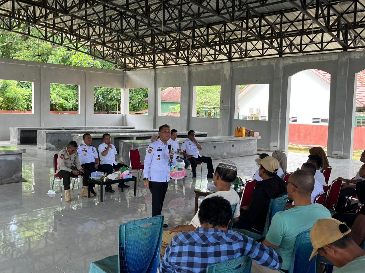 Pemkot Kendari akan Aktifkan Kembali Pasar Nambo Usai Dialog dengan Warga Pemkot Kendari akan Aktifkan Kembali Pasar Nambo Usai Dialog dengan Warga