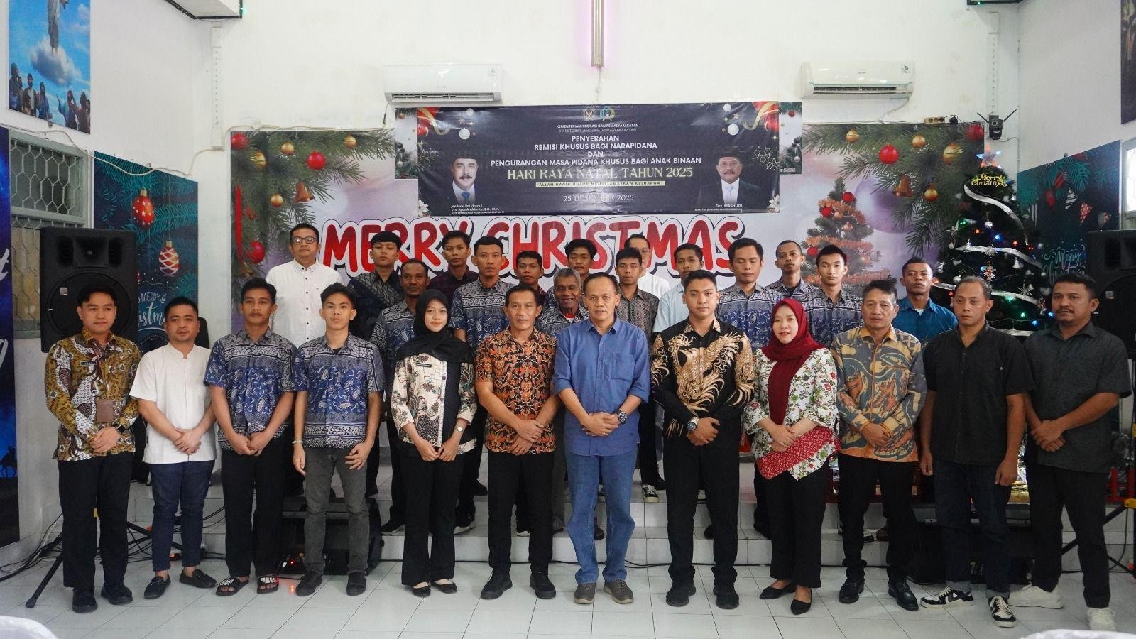 41 Warga Binaan di Sultra Terima Remisi Khusus Natal 2025 41 Warga Binaan di Sultra Terima Remisi Khusus Natal 2025