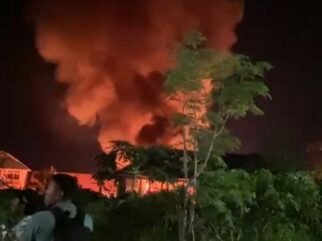 Breaking News! Sejumlah Bangunan di Kendari Barat Hangus Terbakar