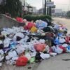 Sampah Diduga Tak Diangkut Sejak Malam Tahun Baru di Anduonohu Kendari, Timbulkan Bau Tak Sedap