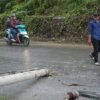 Angin Kencang di Lelekaa, Konsel, Tiang Listrik Patah hingga Rumah Terangkat