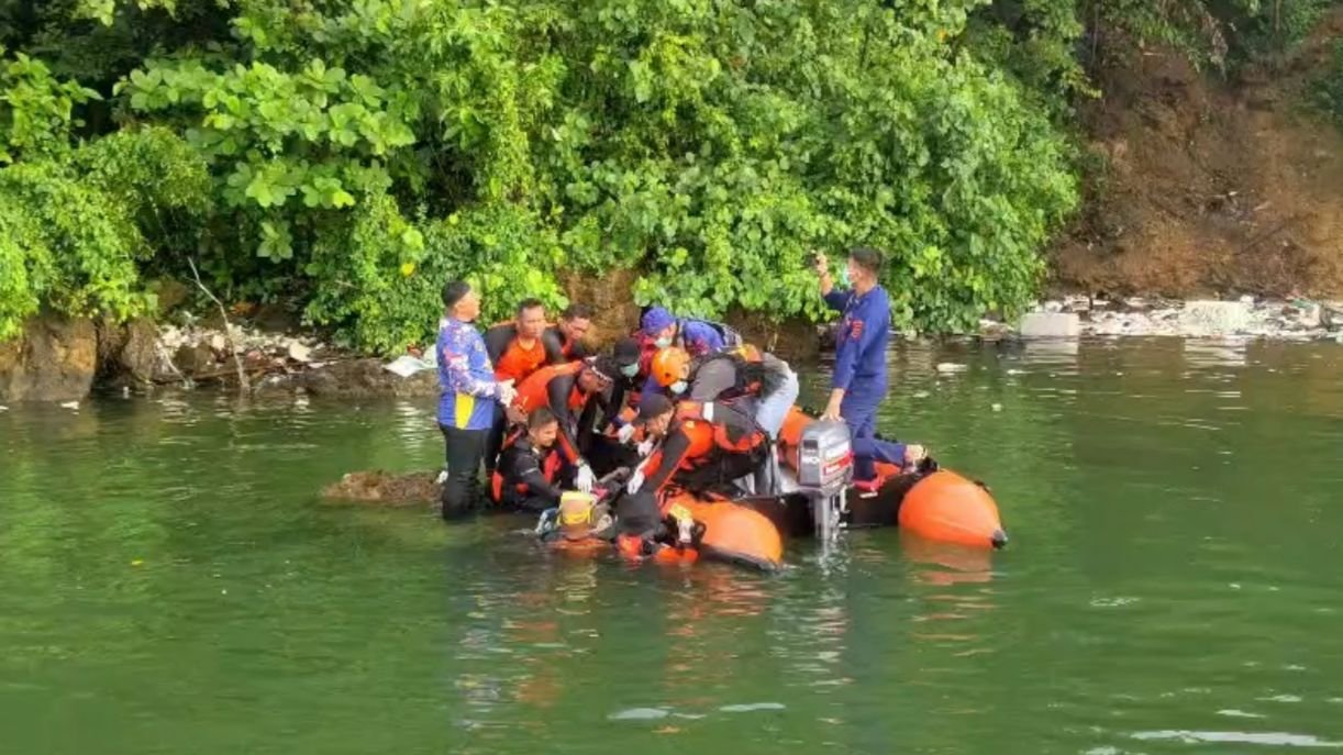 Pemancing yang Tenggelam di Perairan Bungkutoko Kendari Ditemukan Meninggal Pemancing yang Tenggelam di Perairan Bungkutoko Kendari Ditemukan Meninggal