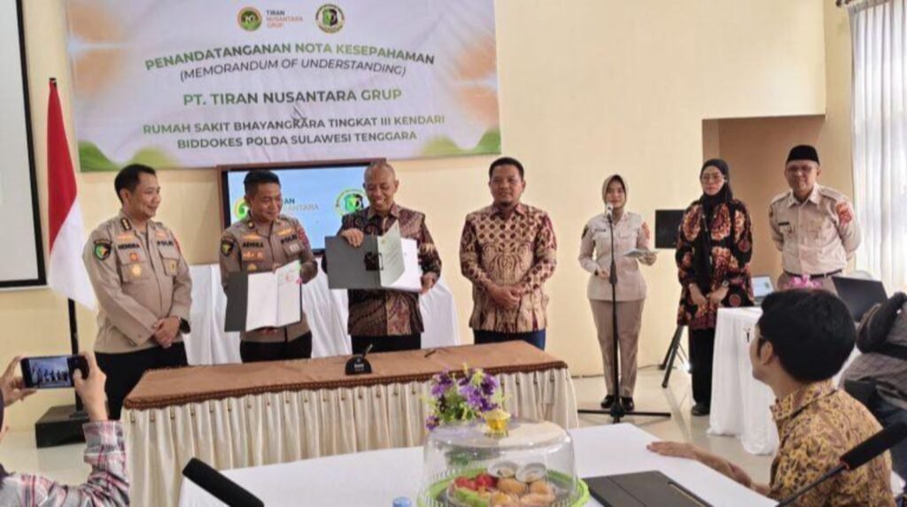 PT Tiran Nusantara Grup (TNG) usai menandatangani momerandum of understanding (MoU) atau nota kesepahaman dengan Rumah Sakit Bhayangkara Tingkat III Kendari.