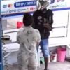 Beraksi Lagi, Pria Kendari Terekam CCTV Hendak Tipu Jasa Transfer Uang Pakai Resi Palsu