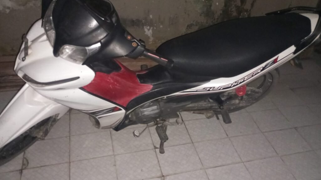 Barang bukti sepeda motor Yamaha Jupiter Z milik korban yang berhasil diamankan dari pelaku.