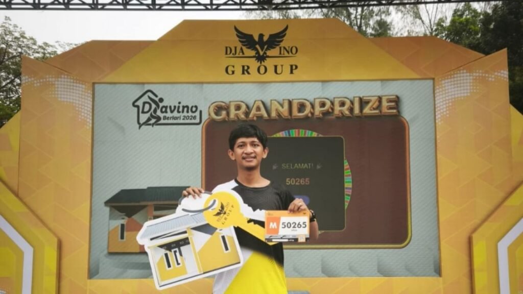 Seorang peserta Djavino Berlari asal Kabupaten Kolaka, Sulawesi Tenggara (Sultra), Irfan (29), mendapatkan satu unit rumah tipe 36 BTN Djavino.