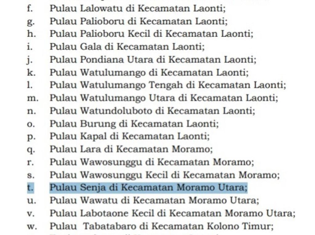 Pulau Senja di Desa Wawatu, Kecamatan Moramo Utara, masuk dalam daftar kawasan pariwisata berdasarkan Peraturan Daerah (Perda) Kabupaten Konawe Selatan Nomor 5 Tahun 2020 tentang Rencana Tata Ruang Wilayah (RTRW) Kabupaten Konawe Selatan Tahun 2020 – 2040.
