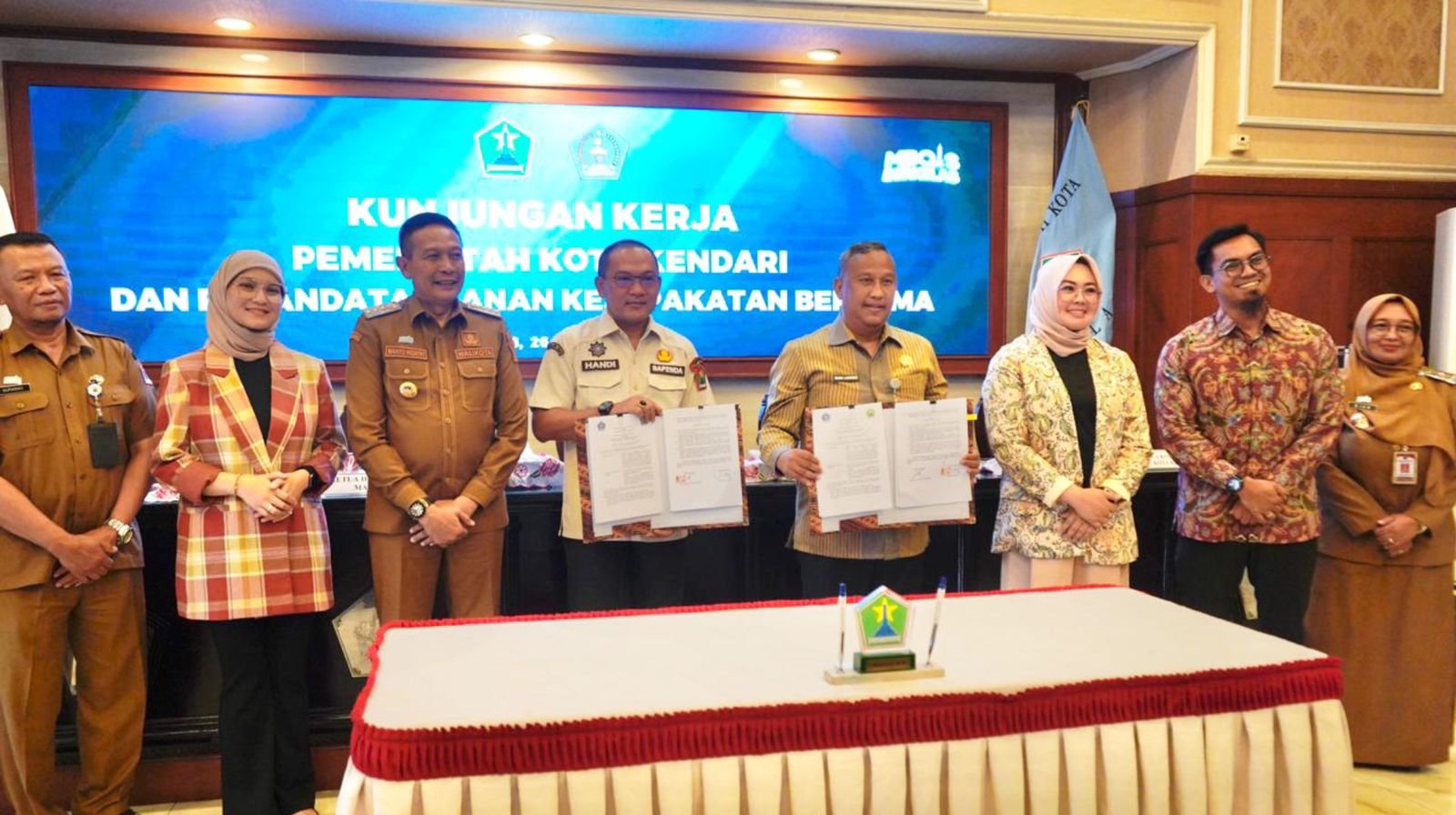 Pemkot Kendari dan Malang Jalin Kerja Sama Penguatan Digital Demi Kemudahan Pelayanan Publik Pemkot Kendari dan Malang Jalin Kerja Sama Penguatan Digital Demi Kemudahan Pelayanan Publik