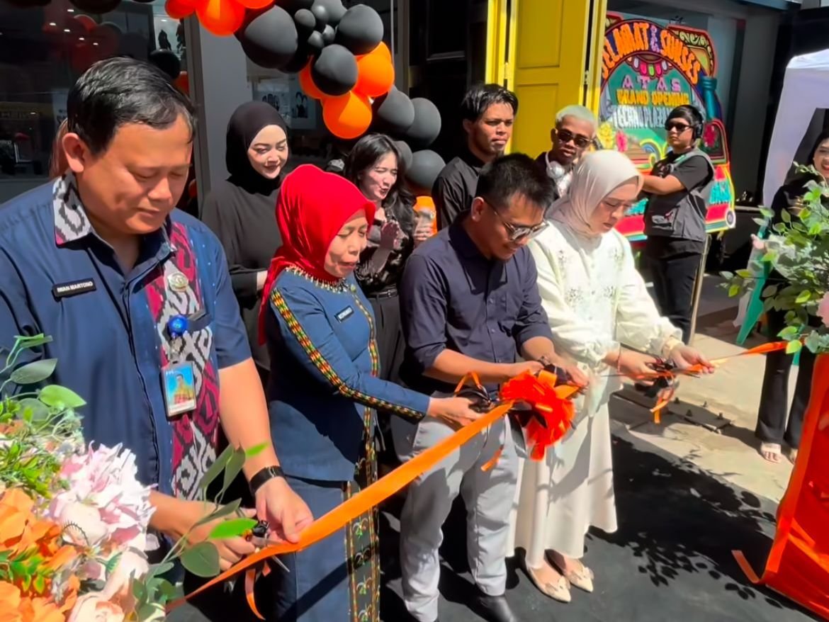 Grand Opening Techno Plaza VIP Store Kendari, Ada Event Seru hingga Doorprize Menarik Grand Opening Techno Plaza VIP Store Kendari, Ada Event Seru hingga Doorprize Menarik