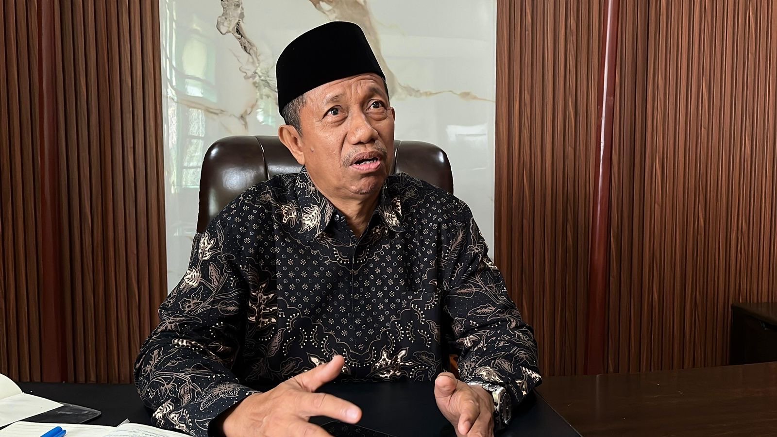 Kemenhaj Sultra Ingatkan Warga Waspada Umrah Murah, Jangan Tergiur Diskon Kemenhaj Sultra Ingatkan Warga Waspada Umrah Murah, Jangan Tergiur Diskon