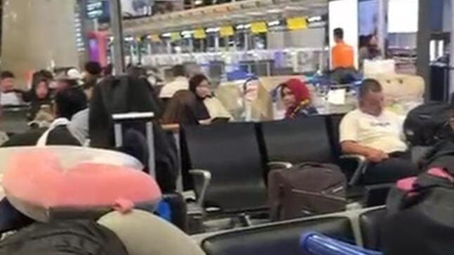 Derita Ratusan Jemaah Umrah Ditelantarkan, Pihak TRG Kendari Hilang dan Putus Kontak