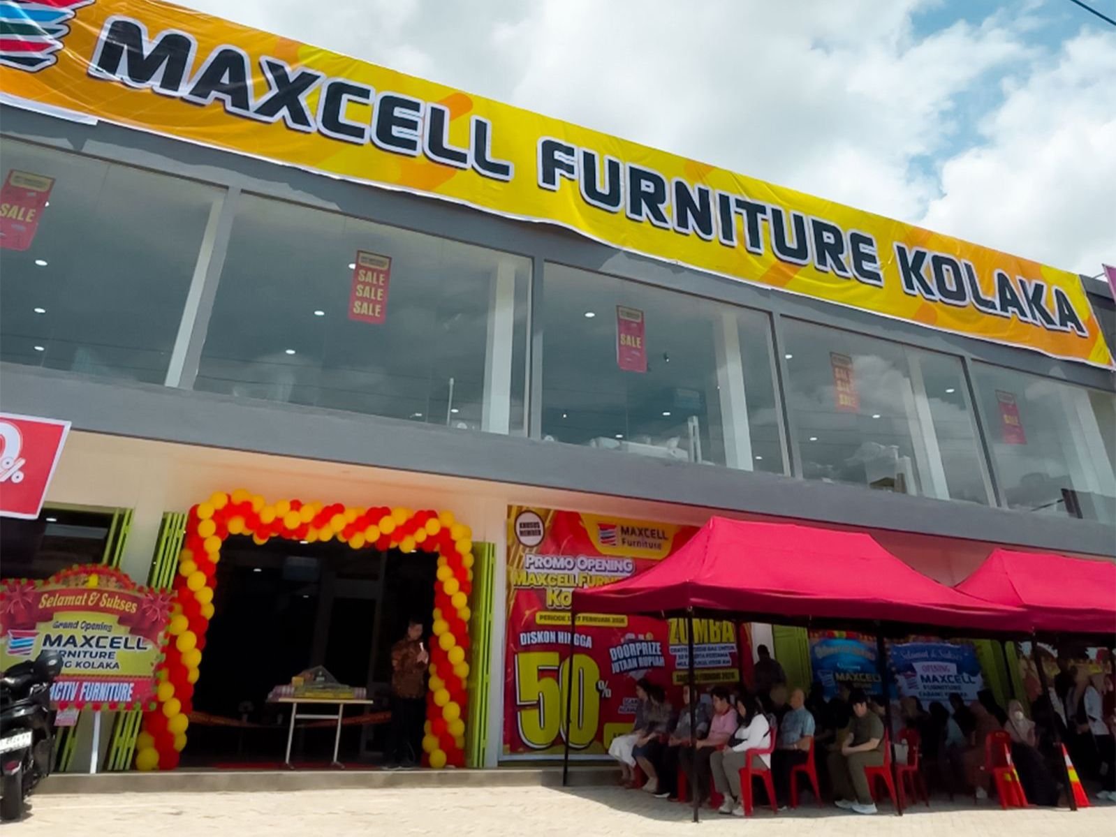 Maxcell Furniture Resmi Beroperasi di Kolaka, Tawarkan Belanja Lengkap dalam Satu Tempat Maxcell Furniture Resmi Beroperasi di Kolaka, Tawarkan Belanja Lengkap dalam Satu Tempat