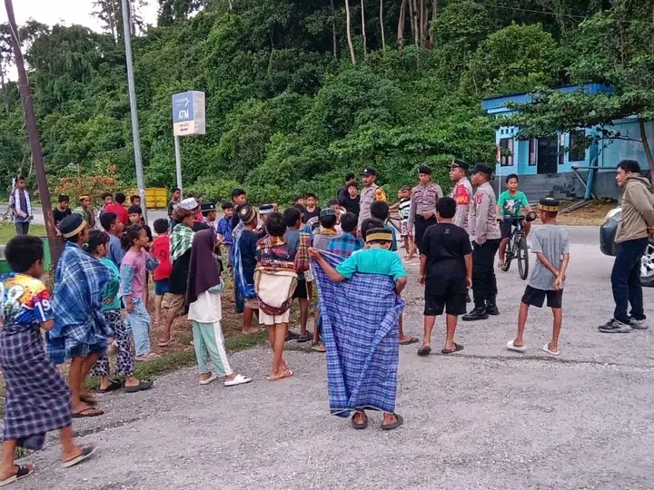 Cegah Perang Sarung dan Kenakalan Remaja Selama Ramadan, Polres Buton Patroli Cipta Kondisi Cegah Perang Sarung dan Kenakalan Remaja Selama Ramadan, Polres Buton Patroli Cipta Kondisi