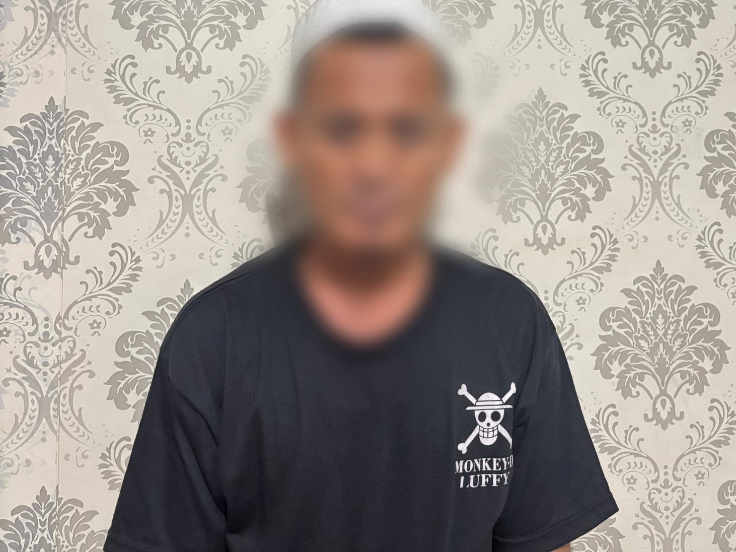 Pengurus Masjid Diringkus Polisi Gegara Cabuli Anak 11 Tahun di Kendari Pengurus Masjid Diringkus Polisi Gegara Cabuli Anak 11 Tahun di Kendari