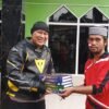 Touring Ramadan Polres Buton, Bagikan Al-Qur’an dan Buku Iqra di Sejumlah Masjid