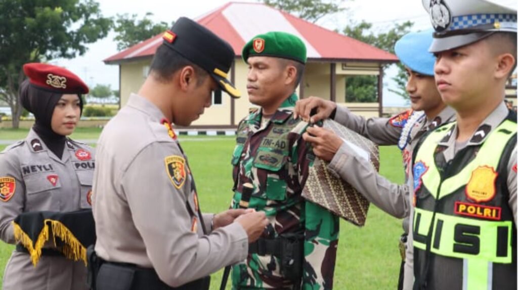 Apel Gelar Pasukan Operasi Ketupat Anoa 2026 yang dipimpin Kepala Kepolisian Resor (Kapolres) Kolaka Utara (Kolut), AKBP Ritman Todoan Agung Gultom, di Lapangan Apel Polres Kolut, Kecamatan Lasusua, Kabupaten Kolut, Sulawesi Tenggara (Sultra).