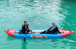 Wahana Paddle dan Kayak Jadi Primadona Wisatawan di Danau Napabale Muna