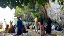 Ribuan Orang Padati Tamborasi Kolaka, Pesona Alam dan Sungai Terpendek Dunia