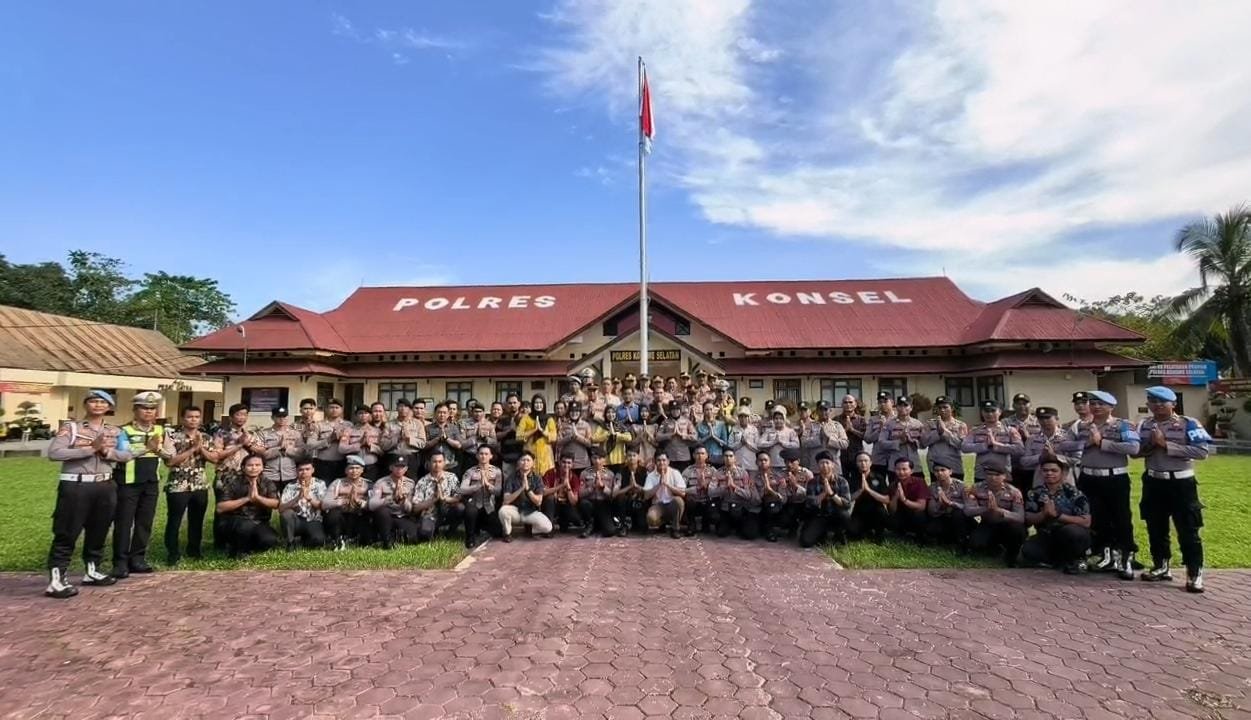 Halalbihalal Polres Konsel, Bangun Semangat Baru Pascalebaran 2026 Halalbihalal Polres Konsel, Bangun Semangat Baru Pascalebaran 2026