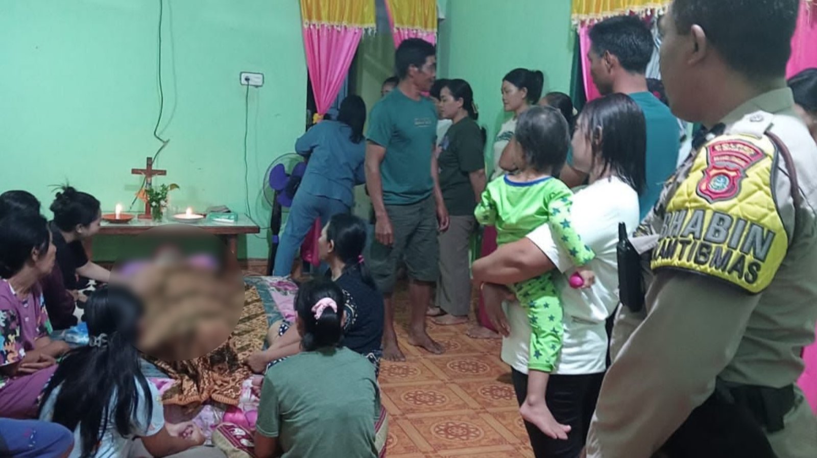 Petani di Konawe Tewas Tersambar Petir saat Pulang dari Sawah Petani di Konawe Tewas Tersambar Petir saat Pulang dari Sawah