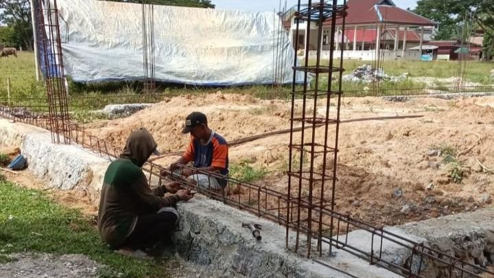 Proyek Strategis Unggulan Presiden di Koltim Lambat, Terkendala Tukang dan Material Proyek Strategis Unggulan Presiden di Koltim Lambat, Terkendala Tukang dan Material