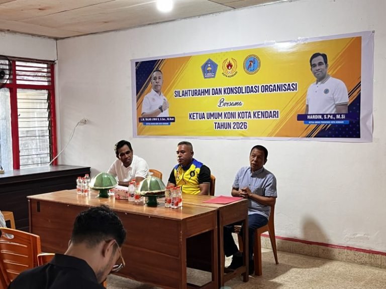 Momen silaturahmi antara Pengurus Persatuan Olahraga Sepatu Roda Seluruh Indonesia (Perserosi) dan Komite Olahraga Nasional Indonesia (KONI) Kota Kendari.