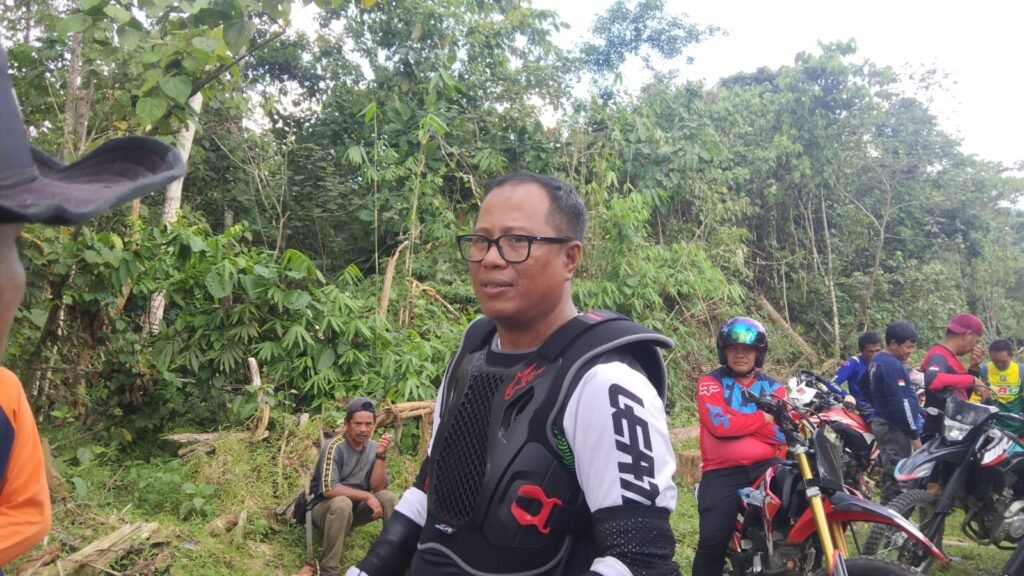 Eks Bupati Muna Barat (Mubar), Bahri.