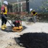Aksi Positif Komunitas Abulangit, Tambal Jalan Berlubang di Kendari Demi Cegah Kecelakaan