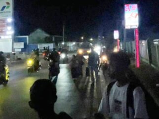 Kendaraan Online Diduga Dilarang Dekati Pelabuhan Kendari, Penumpang Dipaksa Jalan Kaki