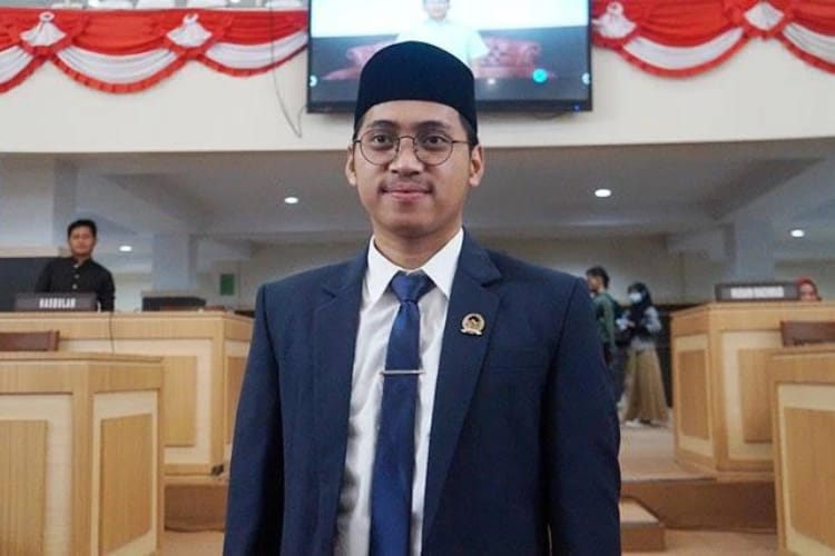 Rizki Brilian Pagala, Mantan Wakil Ketua I DPRD Kota Kendari yang diganti.