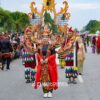Diguyur Hujan, Pawai Budaya HUT ke-23 Konsel Tetap Berlangsung Meriah
