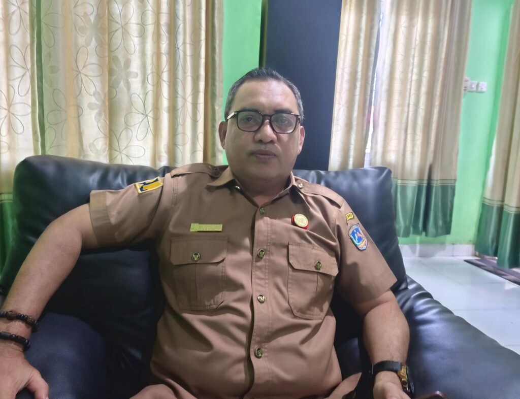 Kepala Dinas (Kadis) Pekerjaan Umum dan Perumahan Rakyat (PUPR) Kabupaten Muna, Mustajab.