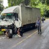 2 Truk Berukuran Besar Tabrakan di Tanjakan Tamborasi, Kolaka