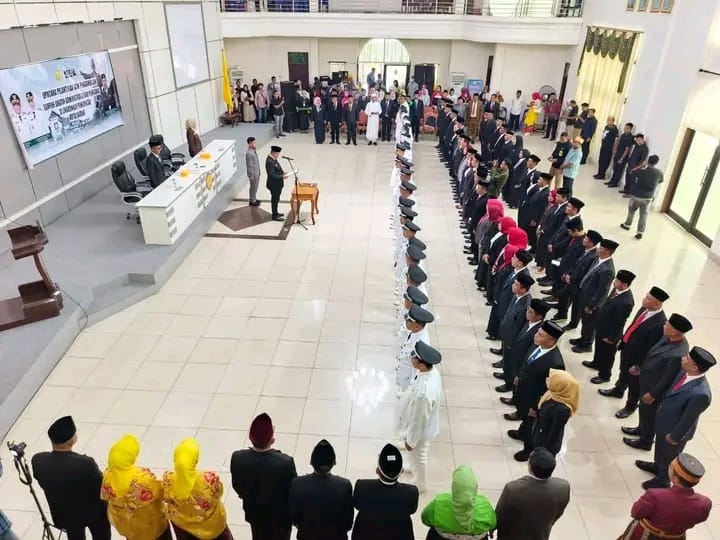11 lurah perempuan yang dilantik di Aula Kantor Wali Kota Baubau, Sulawesi Tenggara (Sultra).