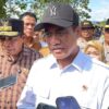 Petani Terdampak Banjir di Sultra Dapat Bantuan Benih untuk 2.000 Hektare dan 25 Mesin Pertanian dari Mentan Amran