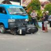 Kecelakaan di Lampu Merah Taman Kota Kolaka, Motor NMAX Ringsek Usai Tabrak Mobil Pikap