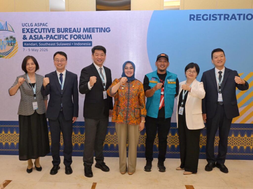 Pemerintah Kota (Pemkot) Kendari saat foto bersama delegasi Kota Xi’an di Kota Kendari, Sulawesi Tenggara (Sultra).
