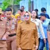 Wali Kota Kendari Turun ke Lokasi Terdampak Banjir, Salurkan Bantuan Pangan untuk Ratusan Korban