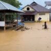 Diguyur Hujan, Jalan Durian Kendari Terendam Banjir Air dan Lumpur