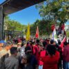 MBG Bebani Anggaran Pendidikan dan Kesehatan, Mahasiswa UM Kendari Datangi DPRD Sultra