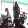 Pria Curi Ponsel Mahasiswi di Kendari Terekam CCTV, Pura-Pura Telepon sebelum Beraksi