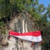 Semarak HUT ke-81 RI, Bendera Merah Putih Dibentangkan di Tebing Sawapudo, Konawe