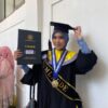 Nur Hikmah, Mahasiswi Manajemen UHO Kendari Raih Predikat Wisudawati Terbaik dengan IPK 3,95