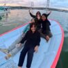 Konten Kreator Mimi Campervan Girl Terpukau saat Keliling Teluk Kendari Naik Perahu Wisata Papalimba