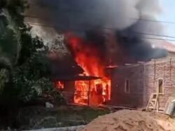 2 Rumah Warga di Tinanggea Konsel Terbakar, Diduga Akibat Korsleting Listrik