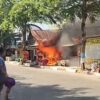 2 Kios di Kolaka Terbakar, Warga Dibuat Panik akibat Kobaran Api yang Makin Membesar