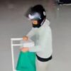 Terekam CCTV, Pria Bermasker Bawa Kabur Kotak Amal Masjid di Kolaka