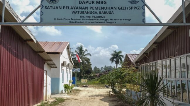 SPPG Watubangga di Kendari Disetop Sementara Usai 57 Siswa Diduga Keracunan MBG